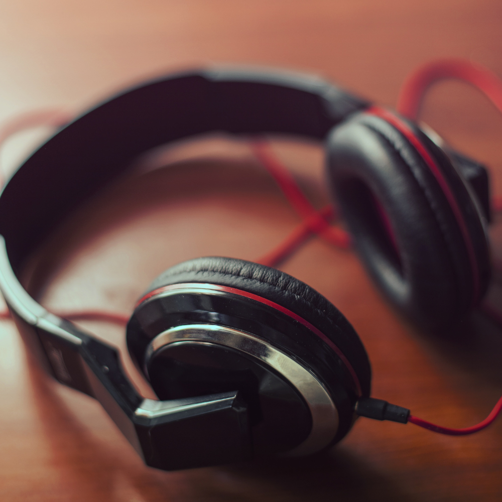 HEADPHONE